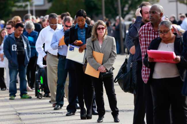 U.S-weekly-initial-jobless-claims-216,000